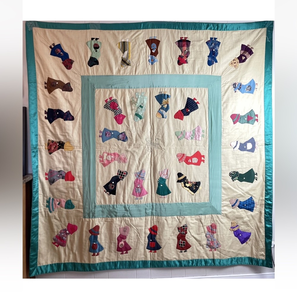 RARE Antique SunBonnet Sue APPLIQUE Quilt 36 Dutch Ladies Handmade 69”x69”